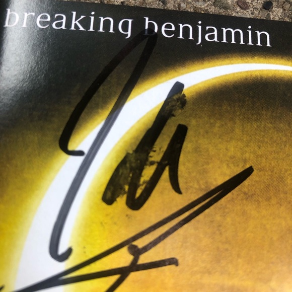 Breaking Benjamin autographed Ben Burnley, Keith Wallen, Jasen Rauch & A… - Picture 6 of 9